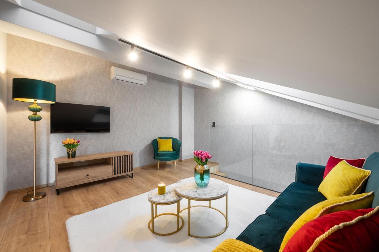 Duplex Apartment Balcony 11