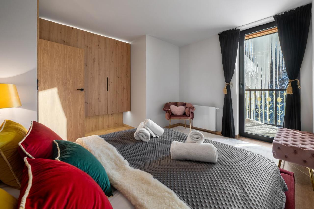Duplex Apartment Balcony 11