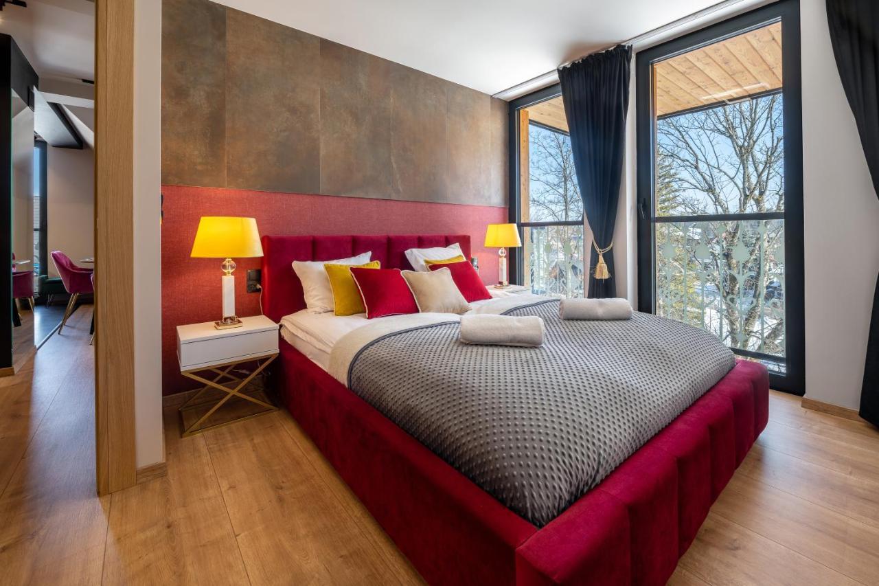 Two-Bedroom Apartment Balcony 10