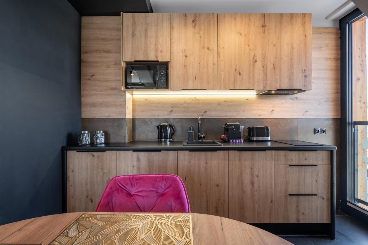 Two-Bedroom Apartment Balcony 10