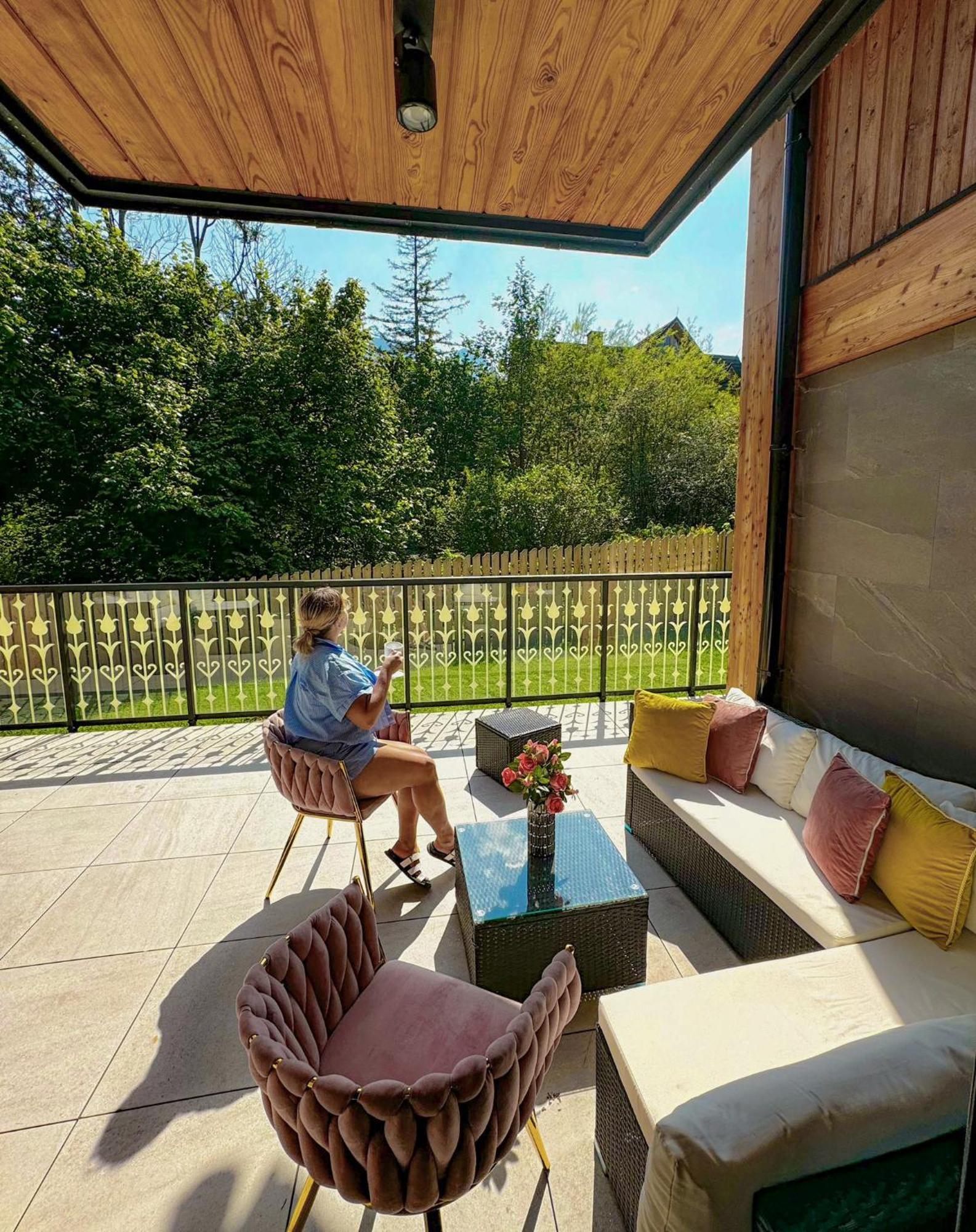 Deluxe Apartment Balcony 2