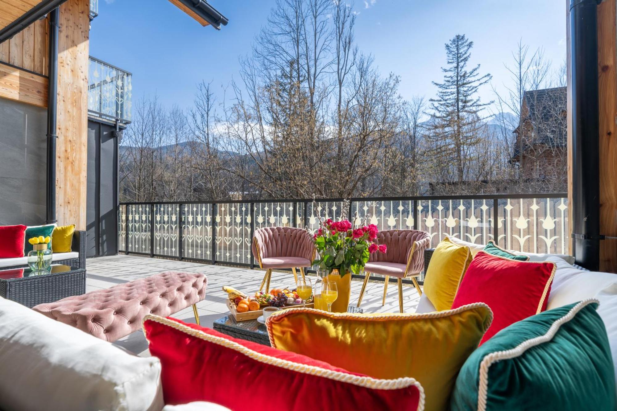 Deluxe Apartment Balcony 2