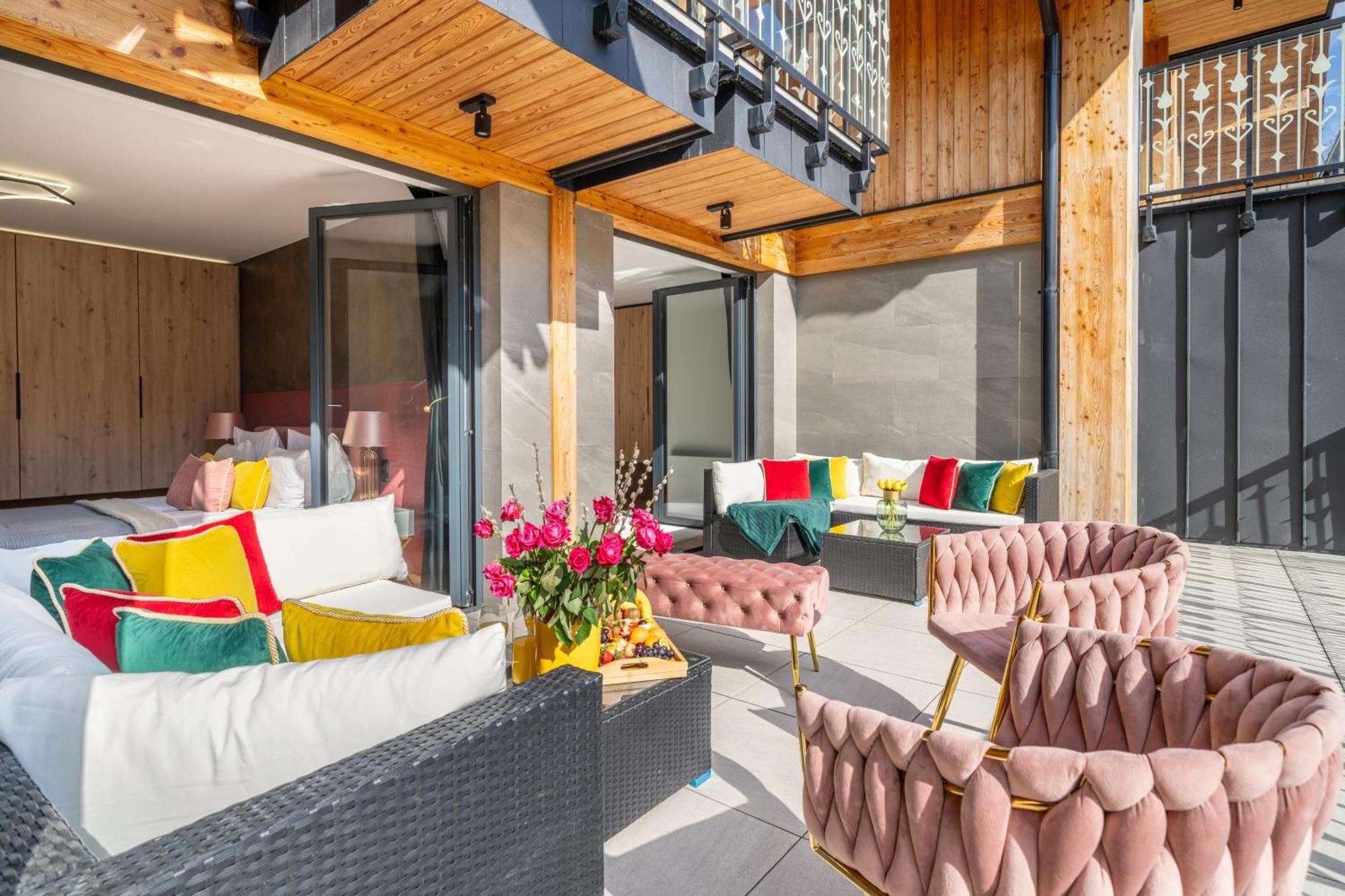 Deluxe Apartment Balcony 2